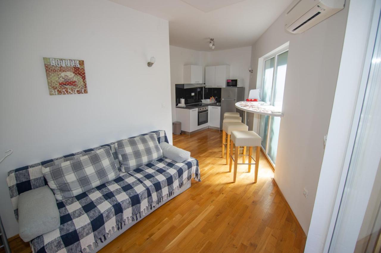 Apartment Davor Malinska Zewnętrze zdjęcie