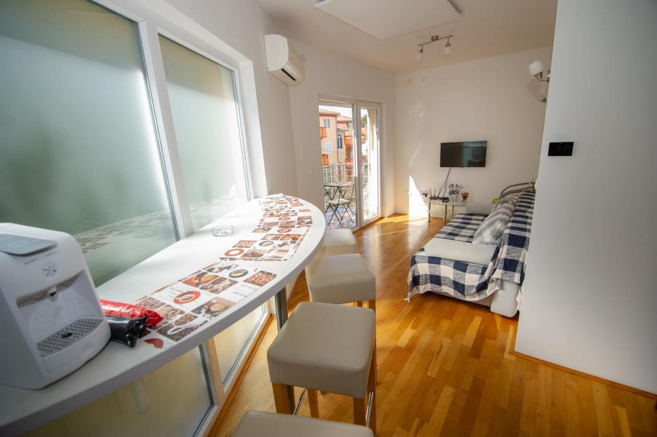 Apartment Davor Malinska Zewnętrze zdjęcie