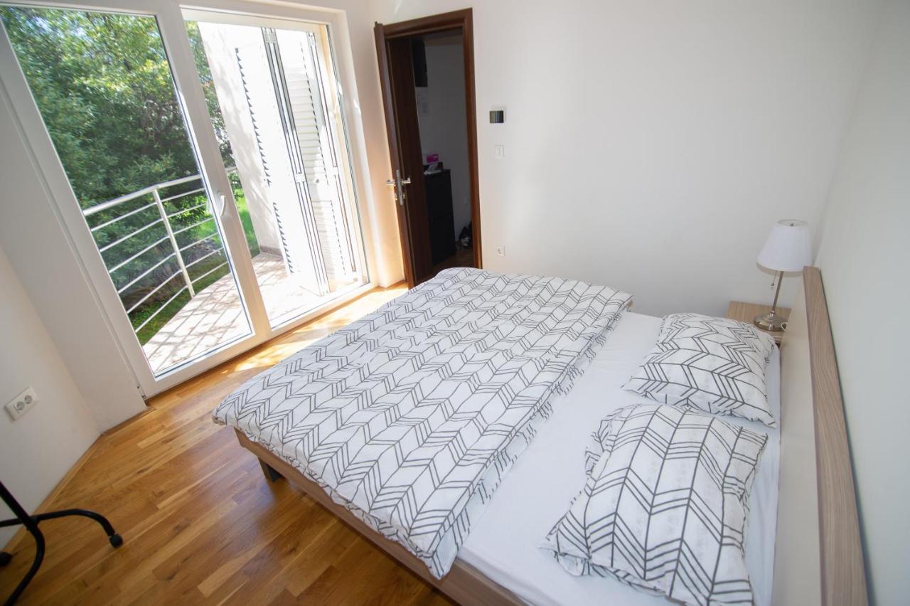 Apartment Davor Malinska Zewnętrze zdjęcie