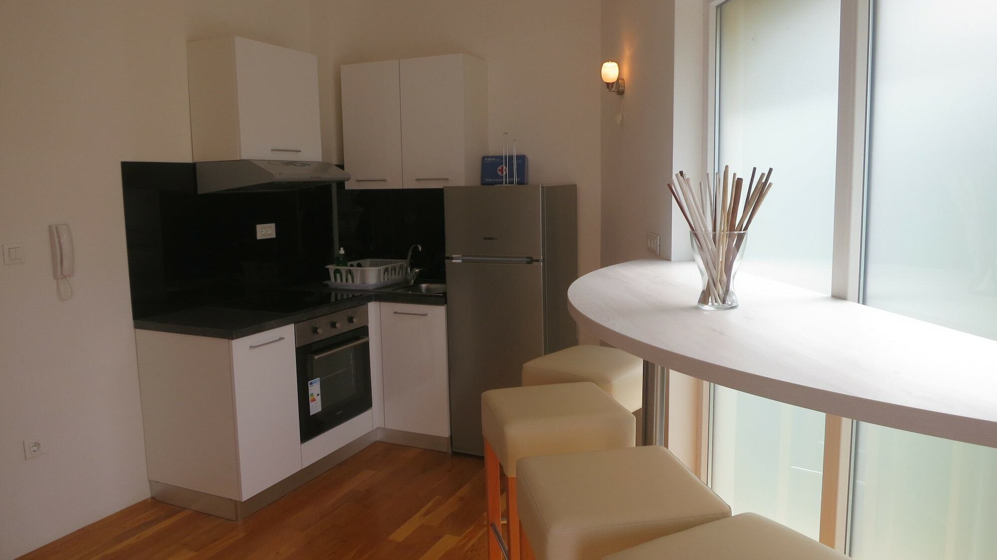 Apartment Davor Malinska Zewnętrze zdjęcie